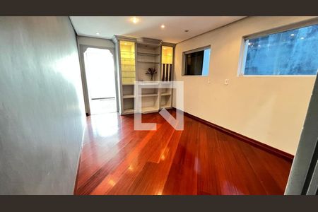 Casa à venda com 3 quartos, 231m² em Vila Dayse, São Bernardo do Campo