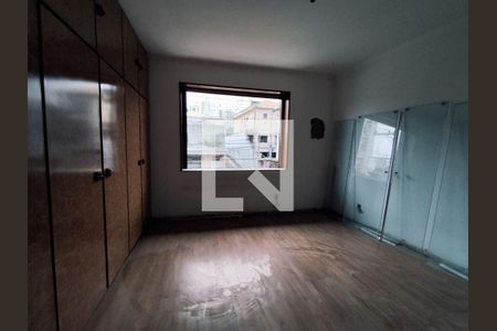 Casa à venda com 5 quartos, 535m² em Vila Prudente, São Paulo