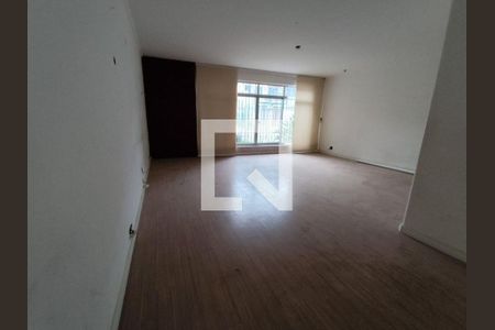 Casa à venda com 5 quartos, 535m² em Vila Prudente, São Paulo