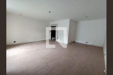 Casa à venda com 5 quartos, 535m² em Vila Prudente, São Paulo