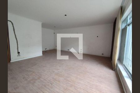 Casa à venda com 5 quartos, 535m² em Vila Prudente, São Paulo