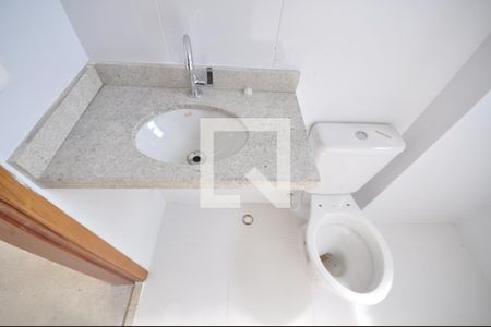 Banheiro Social de apartamento à venda com 1 quarto, 39m² em Vila Mazzei, São Paulo