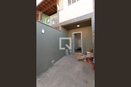 Área comum de casa à venda com 2 quartos, 85m² em Santa Amelia, Belo Horizonte