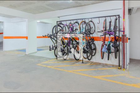 Área comum - Bicicletário de apartamento para alugar com 2 quartos, 34m² em Cambuci, São Paulo