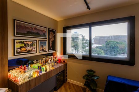 Sala de apartamento à venda com 3 quartos, 70m² em Moema, São Paulo