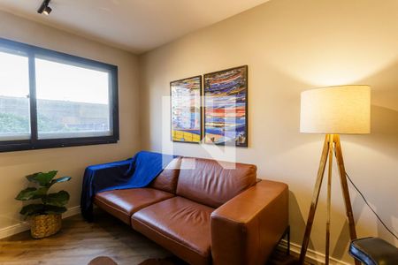 Sala de apartamento à venda com 3 quartos, 70m² em Moema, São Paulo