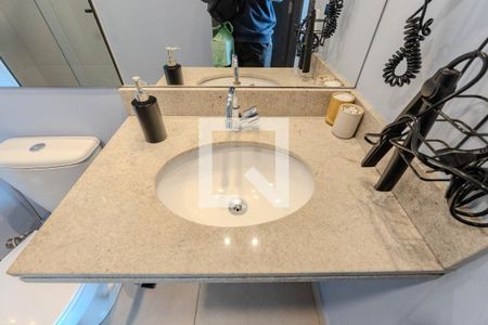 Banheiro de kitnet/studio à venda com 1 quarto, 49m² em Centro Histórico de São Paulo, São Paulo