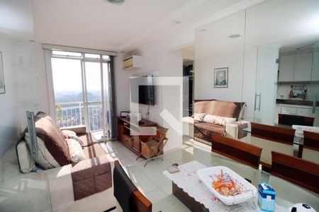 Sala de apartamento à venda com 2 quartos, 52m² em Parada de Lucas, Rio de Janeiro