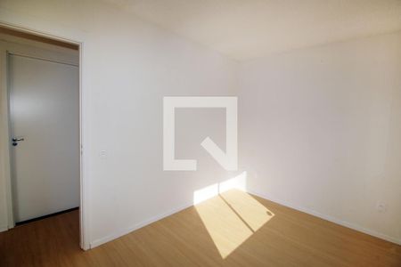 Quarto 2 de apartamento para alugar com 2 quartos, 41m² em Brás de Pina, Rio de Janeiro