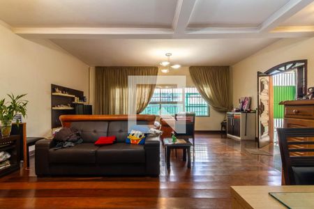 Sala de casa à venda com 4 quartos, 300m² em Campo Belo, São Paulo