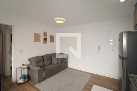 Sala / Cozinha de apartamento para alugar com 2 quartos, 44m² em Jardim São Paulo, São Paulo