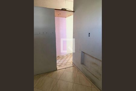 Casa à venda com 2 quartos, 300m² em Jardim Ipanema, Santo André