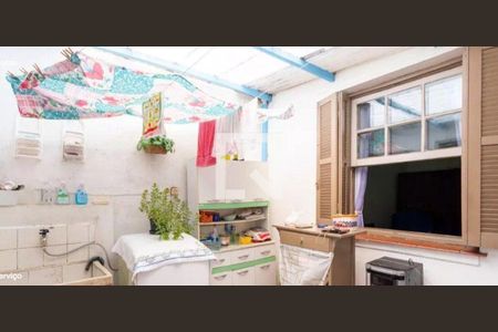 Casa à venda com 2 quartos, 267m² em Parque das Nações, Santo André