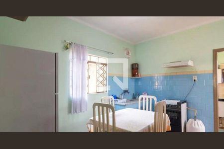 Casa à venda com 2 quartos, 267m² em Parque das Nações, Santo André