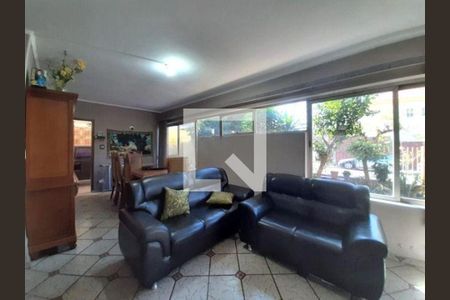 Casa à venda com 3 quartos, 221m² em Santa Terezinha, Santo André