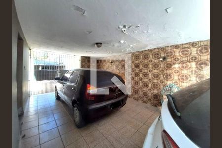 Casa à venda com 3 quartos, 221m² em Santa Terezinha, Santo André