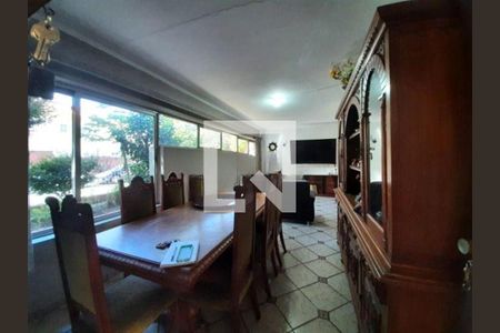 Casa à venda com 3 quartos, 221m² em Santa Terezinha, Santo André