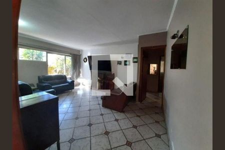 Casa à venda com 3 quartos, 221m² em Santa Terezinha, Santo André