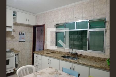 Casa à venda com 2 quartos, 80m² em Cidade São Jorge, Santo André