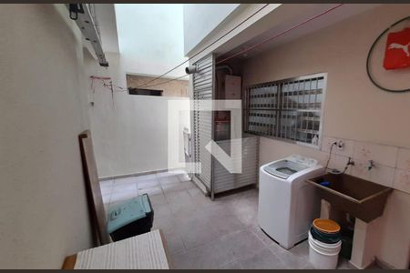 Casa à venda com 4 quartos, 208m² em Jardim Itapoan, Santo André