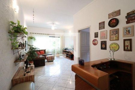 Casa à venda com 3 quartos, 223m² em Vila Metalúrgica, Santo André