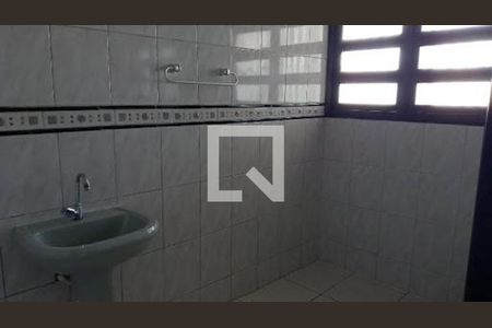 Casa à venda com 4 quartos, 242m² em Parque das Nações, Santo André