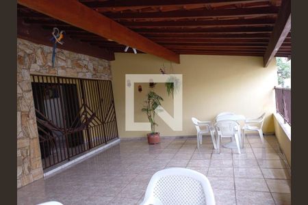 Casa à venda com 1 quarto, 275m² em Vila Bela Vista, Santo André