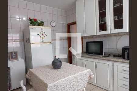 Casa à venda com 1 quarto, 275m² em Vila Bela Vista, Santo André