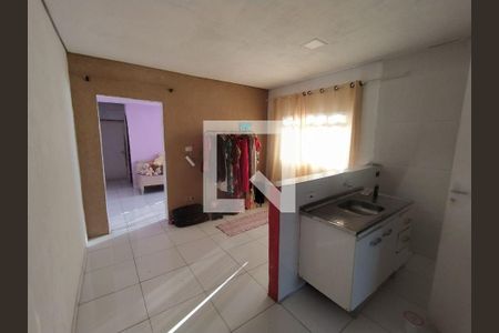 Casa à venda com 2 quartos, 212m² em Parque Marajoara, Santo André