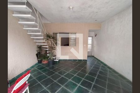 Casa à venda com 2 quartos, 212m² em Parque Marajoara, Santo André