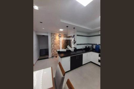 Casa à venda com 3 quartos, 160m² em Vila Guaraciaba, Santo André