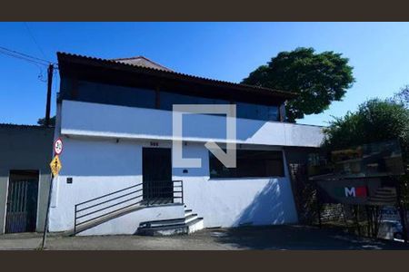 Casa à venda com 3 quartos, 650m² em Utinga, Santo André