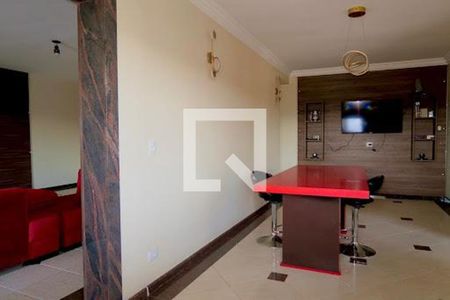 Casa à venda com 3 quartos, 650m² em Utinga, Santo André