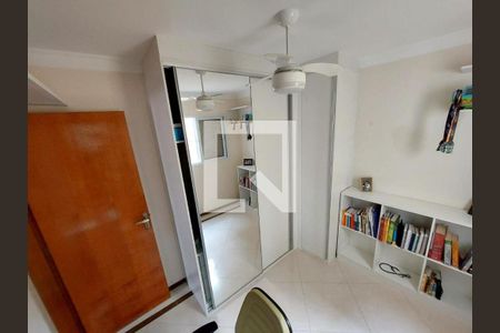 Casa à venda com 2 quartos, 120m² em Utinga, Santo André