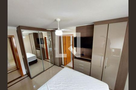 Casa à venda com 2 quartos, 120m² em Utinga, Santo André