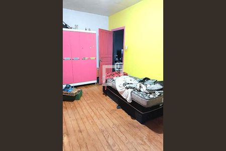 Casa à venda com 4 quartos, 198m² em Parque Oratório, Santo André