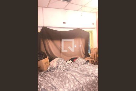 Casa à venda com 4 quartos, 198m² em Parque Oratório, Santo André