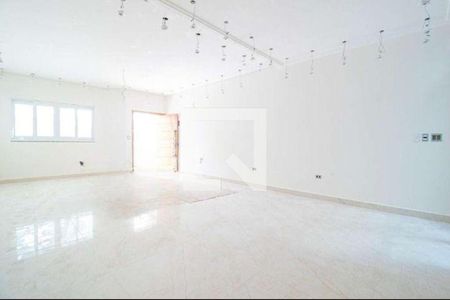 Casa à venda com 4 quartos, 270m² em Parque das Nações, Santo André