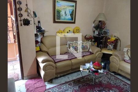 Casa à venda com 2 quartos, 179m² em Parque Oratório, Santo André