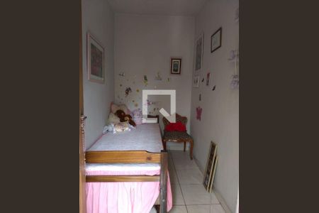 Casa à venda com 2 quartos, 179m² em Parque Oratório, Santo André