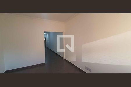 Sala de TV de casa à venda com 3 quartos, 200m² em Vila Lageado, Osasco