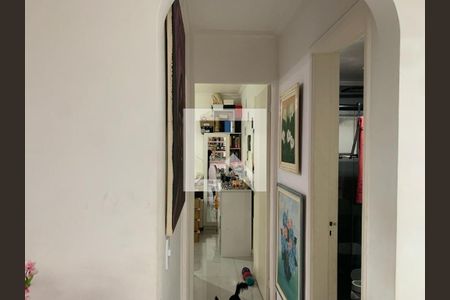 Corredor de apartamento à venda com 2 quartos, 47m² em Alto de Pinheiros, São Paulo