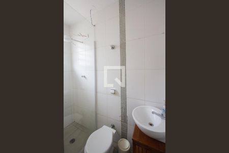 Banheiro de casa para alugar com 2 quartos, 90m² em Chácara Santo Antônio (zona Sul), São Paulo