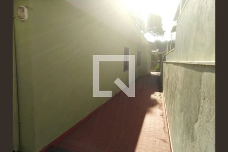 Foto 13 de casa à venda com 3 quartos, 341m² em Jardim Jussara, São Paulo