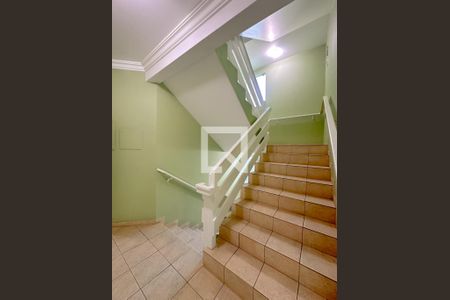 Escada de apartamento para alugar com 3 quartos, 122m² em Ingleses Norte, Florianópolis