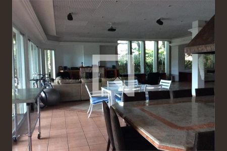 Casa à venda com 5 quartos, 1280m² em Alphaville, Santana de Parnaíba