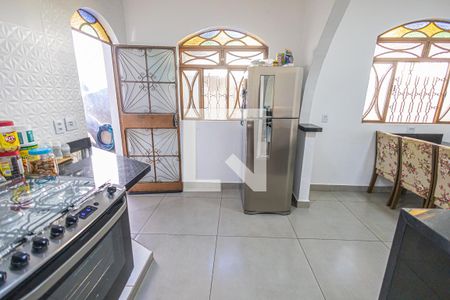 Cozinha de casa à venda com 3 quartos, 300m² em São Salvador, Belo Horizonte