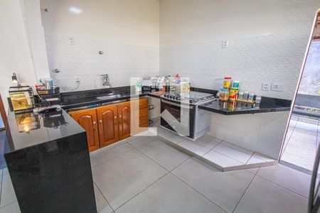 Cozinha de casa à venda com 3 quartos, 300m² em São Salvador, Belo Horizonte