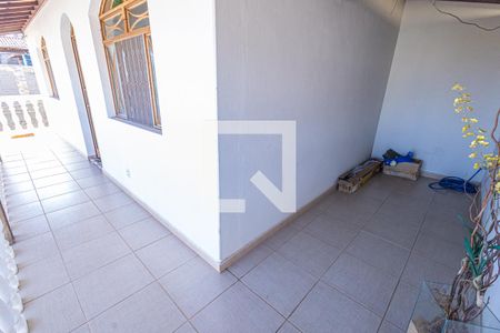 Área Externa de casa à venda com 3 quartos, 300m² em São Salvador, Belo Horizonte