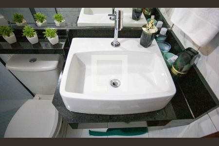 Banheiro de apartamento à venda com 2 quartos, 60m² em Conceição, Diadema